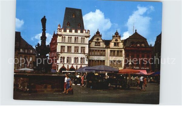 Trier Steipe und Petrusbrunnen