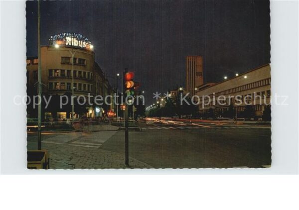 Novi Sad Strassenpartie bei Nacht