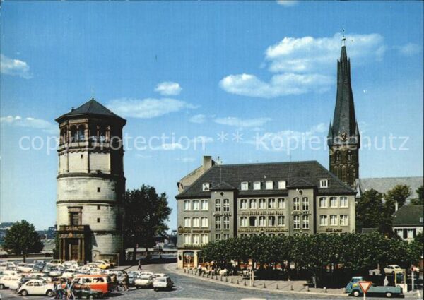 Duesseldorf Blick zum Schlossturm