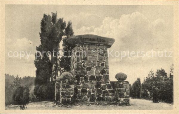 Lueneburger Haide Hermann-Löns-Denkmal