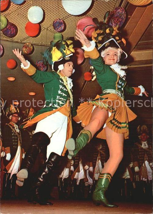 Koeln Rhein Karneval Mariechentanz Ehrengarde