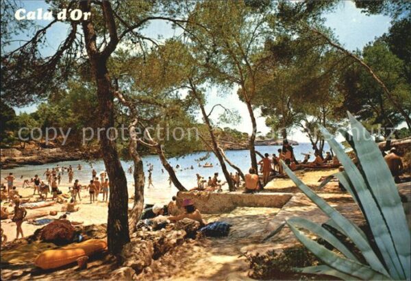 Cala d Or Strand