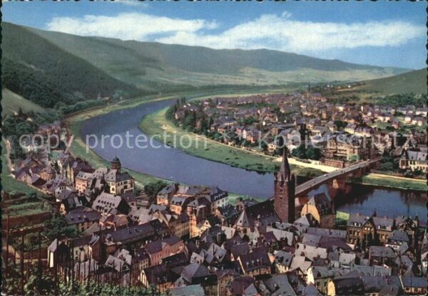 Bernkastel-Kues Fliegeraufnahme Moselpartie