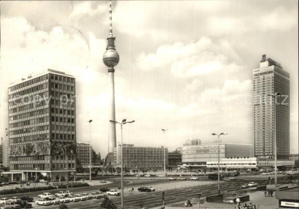 Berlin Alexanderplatz Haus des Lehrers Hochhau