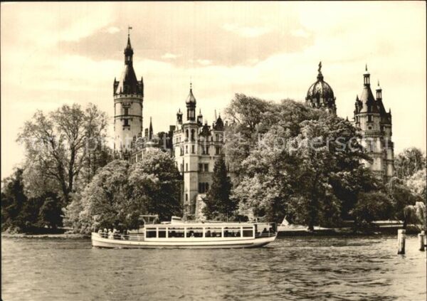Schwerin Mecklenburg Schloss jetzt Pädagogisches Institut Au