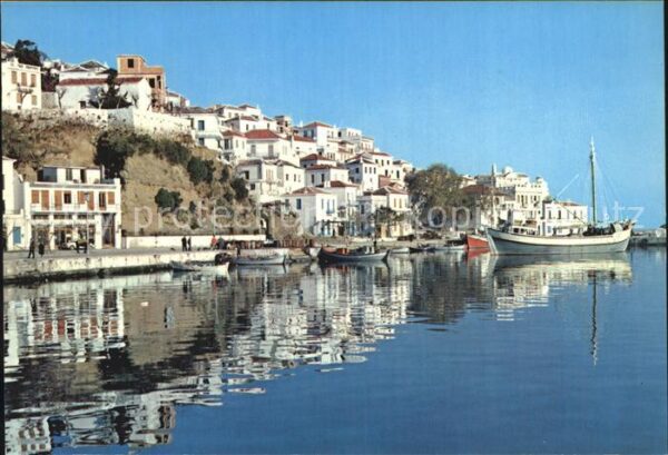 Griechenland Greece Scopelos Häuser am Meer