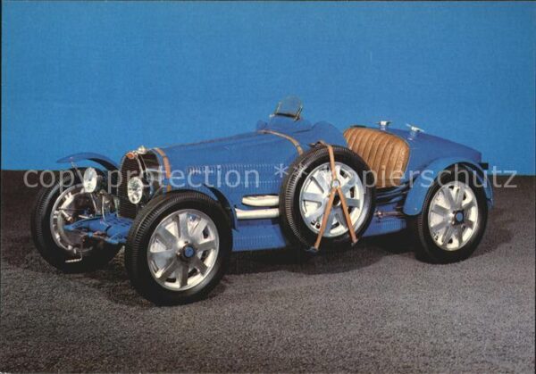 Autos Bugatti F Biplace de course Musee Natio