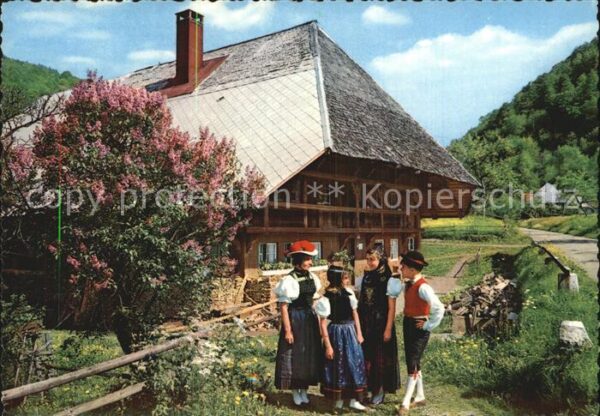 Trachten Schwarzwald Schwarzwaldhaus