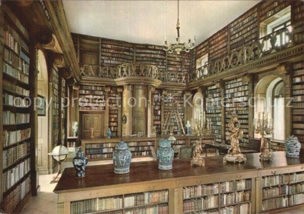 Bibliothek Library Keszthely Helikon Könyvtar