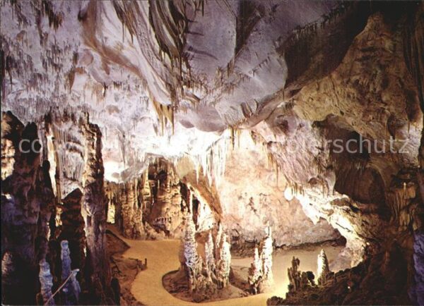 Hoehlen Caves Grottes Slovensky Kras Jeskyne Domica Tropfstei