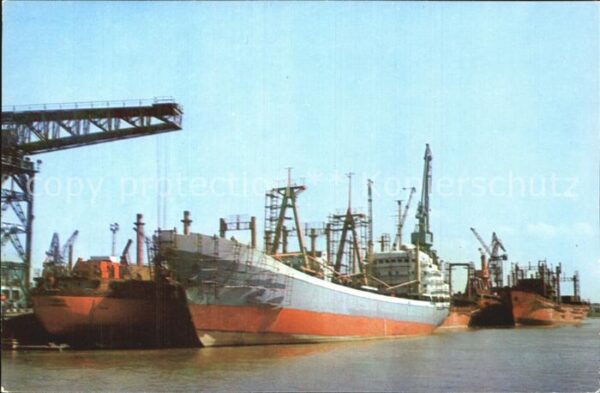 Schiffe Ships Navires Schiffswerft Galati Santierul naval