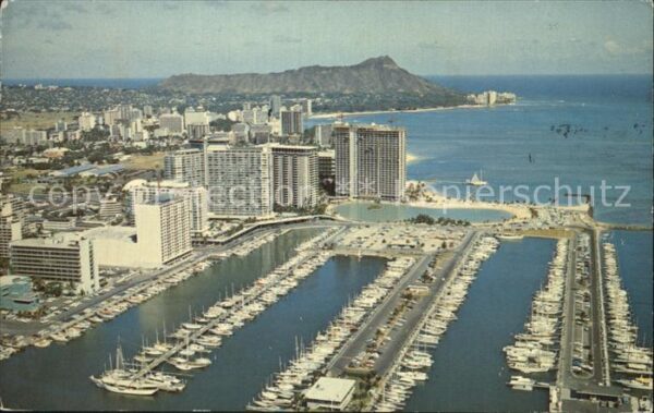 Waikiki Fliegeraufnahme Yacht Hafen