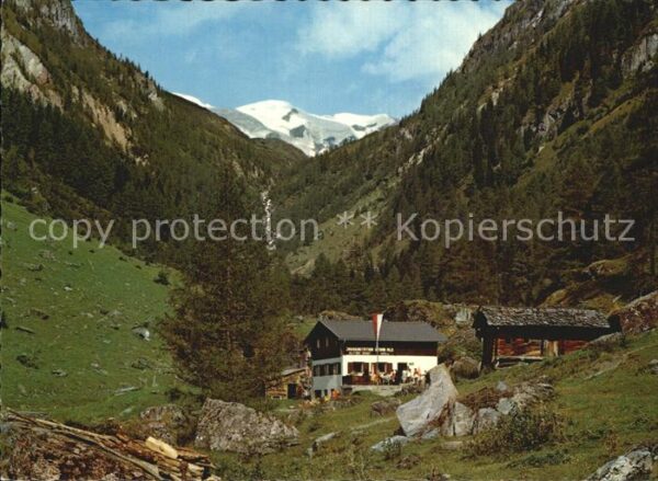 Hinterbichl Praegraten Jausenstation Stoan Alm mit Maurerkeesk