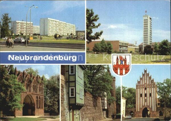 Neubrandenburg Leninstrasse Haus der Kultur und Bildun