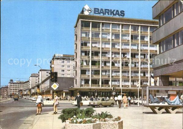 Karl-Marx-Stadt Strasse der Nationen