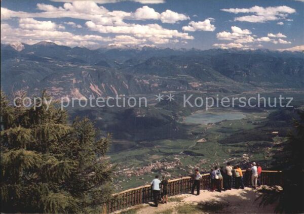 Kaltern Weinstrasse Tirol Blick vom Penegal