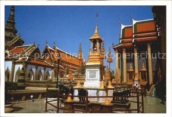Bangkok Emerald Buddha Temple