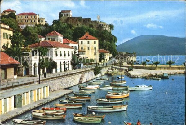 HERCEG NOVI Hercegnovi Montenegro Hafenpartie