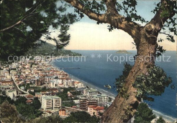 ALASSIO Savona Liguria IT Panorama da Ponente
