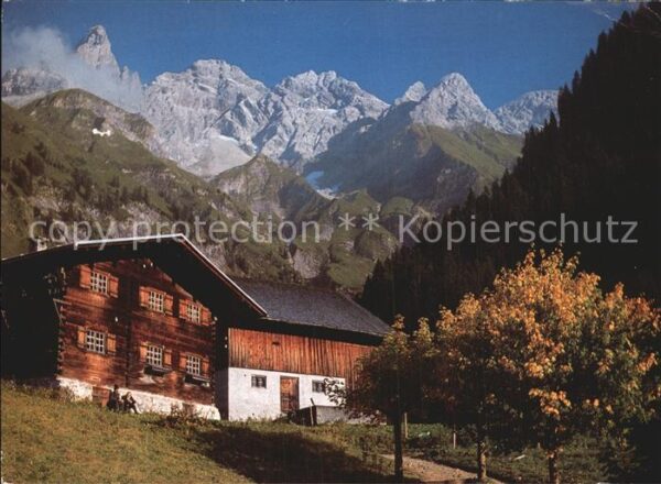 Einoedsbach Berghaus mit Trettach Mädelegabel und H