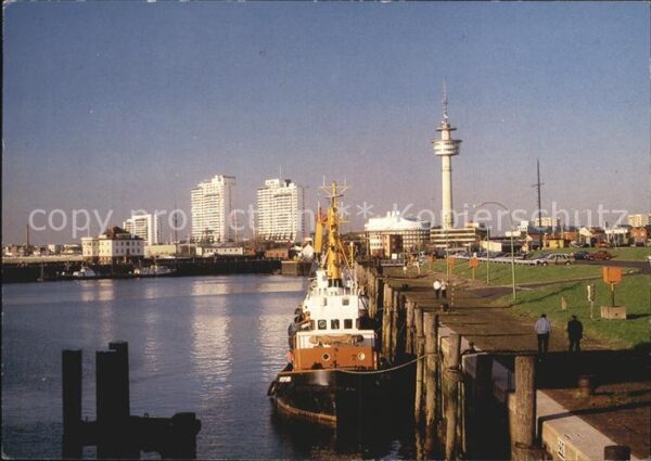 Bremerhaven Alter Hafen mit Fernsehturm