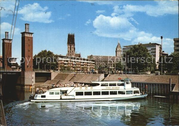 Duisburg Ruhr Schwanenbrücke Hafenrundfahrt mit MS St
