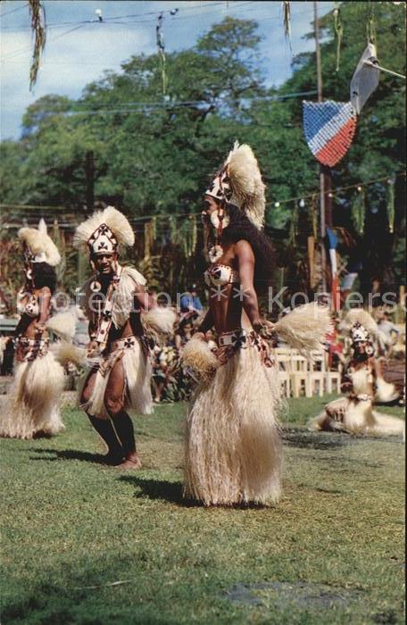 Tahiti Polynesien Otea execute par le group Tahiti Nui