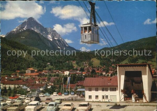 Mittenwald Bayern Karwendelbahn Talstation mit Wetterstei