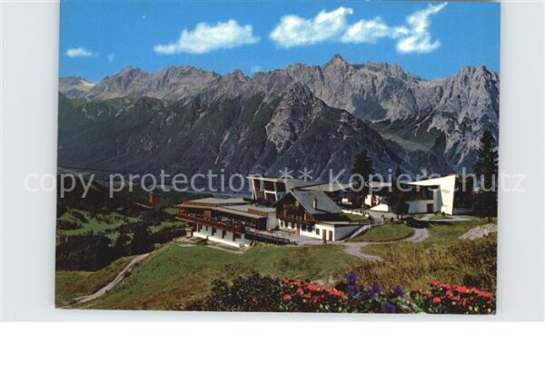 Seefeld Tirol Rosshütte mit Härmelekopfseilbahn Zugsp