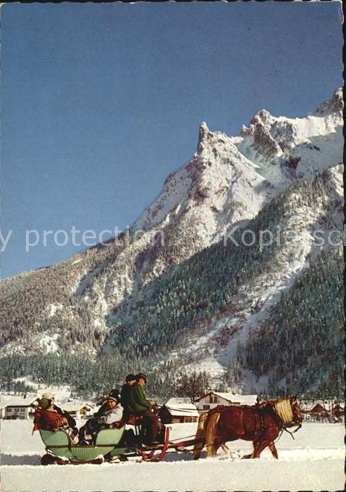 Mittenwald Bayern Pferdeschlitten Karwendelgebirge