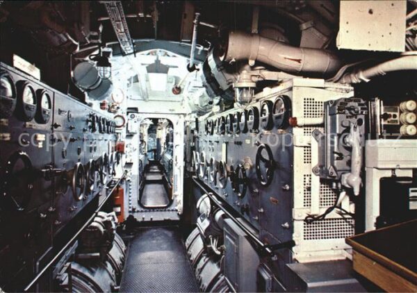 U-Boot Unterseeboot Submarine Sous-Marin U-995 Maschinenraum Laboe