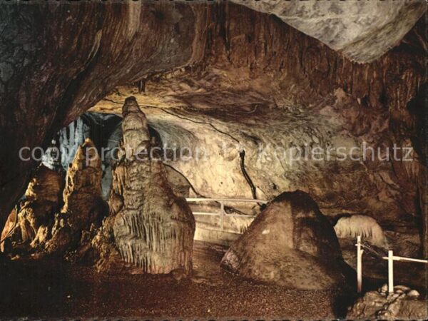Hoehlen Caves Grottes Dechenhöhle Kristallgrotte