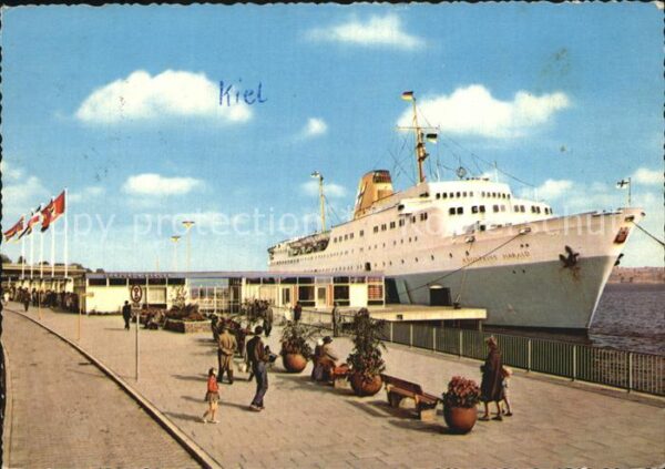 Faehre Ferry Bac Traghetto-- Fährschiff Kronprins Harald Kiel