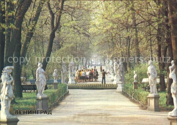 St Petersburg Leningrad Sommergarten Allee