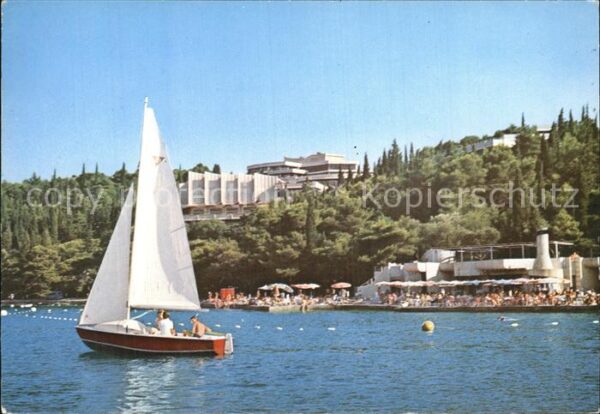 Cavtat Dalmatien Hotel Croatia Segelboot Strand