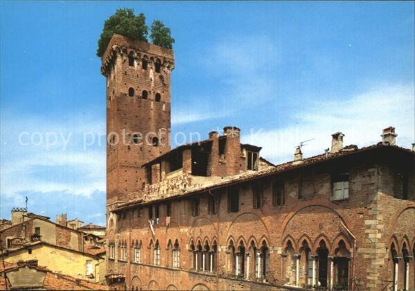Lucca Palast Guinigi