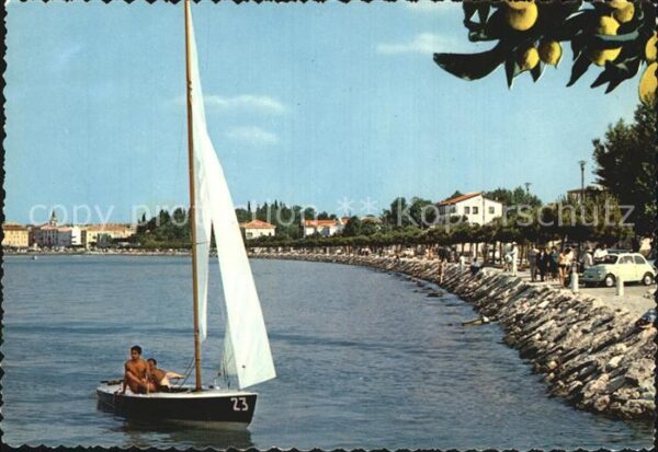 Peschiera del Garda Uferstrasse Segelboot
