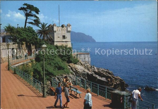 Nervi Promenade mit den Groppallo Türmen