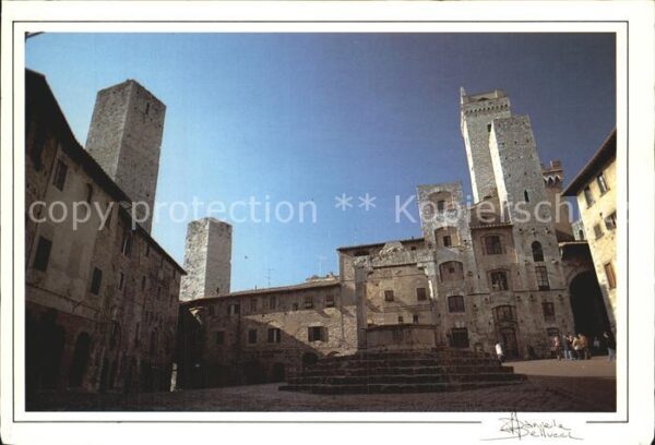 San Gimignano Piazza della Cisterna