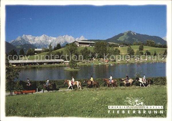 Fieberbrunn Tirol Lauchsee mit Reitergruppe