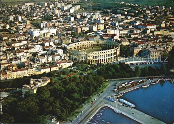 Pola Pula Croatia Fliegeraufnahme Amphitheater