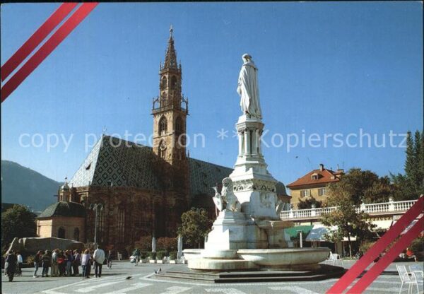 Bolzano Piazza Walther Duomo e Monumento a Walt