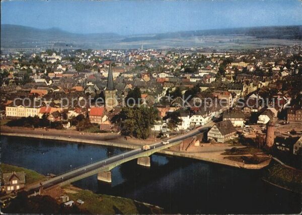 Holzminden Weser Stadtbild mit Weserbrücke Fliegeraufnah