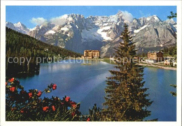 Misurinasee gegen Sorapis Gruppe Dolomiten Lago di