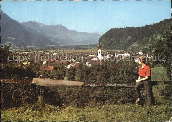Nueziders Vorarlberg Gesamtansicht mit Alpenpanorama