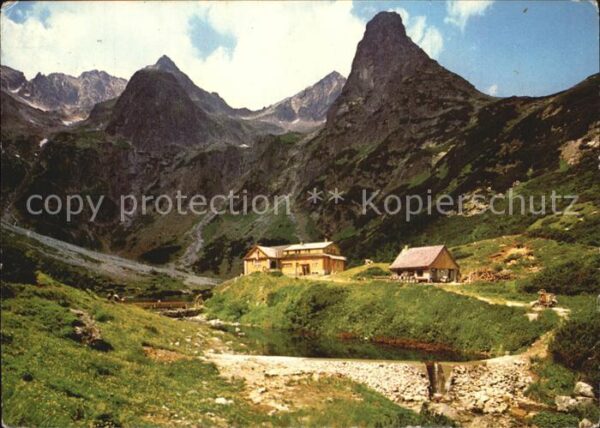 Vysoke Tatry Dolina Zeleneho plesa Brncalovou chata