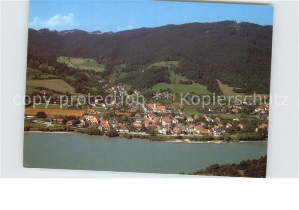 Aggsbach-Dorf Panorama Blick über die Donau Fliegerau