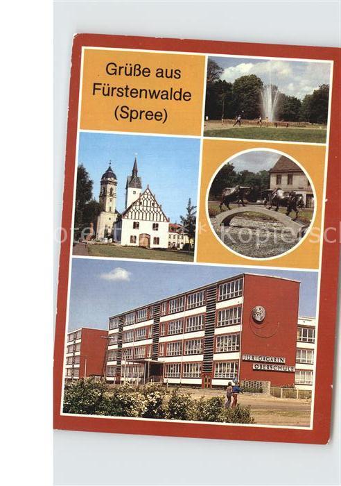 Fuerstenwalde Spree Rathaus Dom Figuren an der Thälmannstr