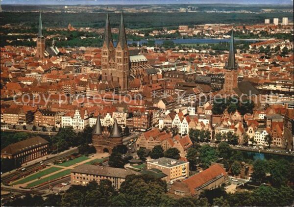 Luebeck Altstadt Holstentor Kirchen Hansestadt
