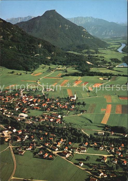 Nussdorf Inn mit Kranzhorn und Kaisergebirge Fliegea